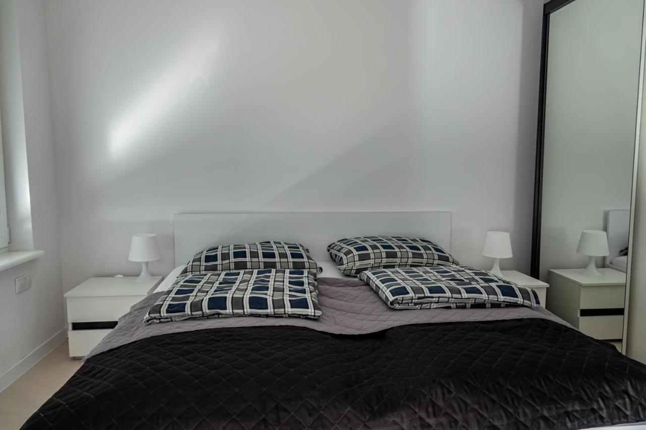 Apartament Przy Parku Z Duzym Tarasem ,Prywatny Parking Apartment Swinoujscie Exterior photo