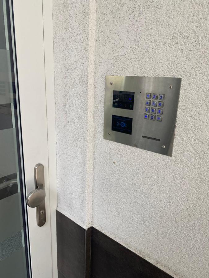 Apartament Przy Parku Z Duzym Tarasem ,Prywatny Parking Apartment Swinoujscie Exterior photo